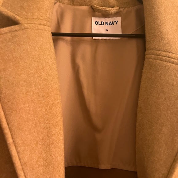 Tan coat old navy XL - Picture 3 of 10